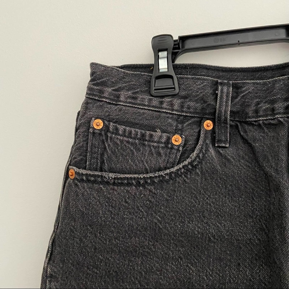 LEVIS 501 Black Button Fly Distressed Raw Hem Jean Shorts Size 31 - Picture 5 of 10